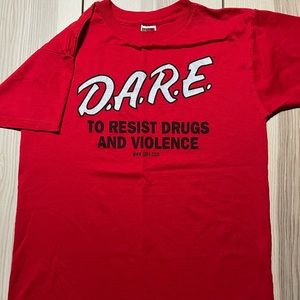 Vintage DARE Resist Drugs Violence School Shirt‎